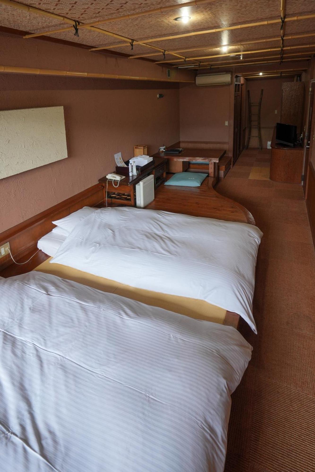 Shin Kaikatei Izumi Hotel Izu  Room photo